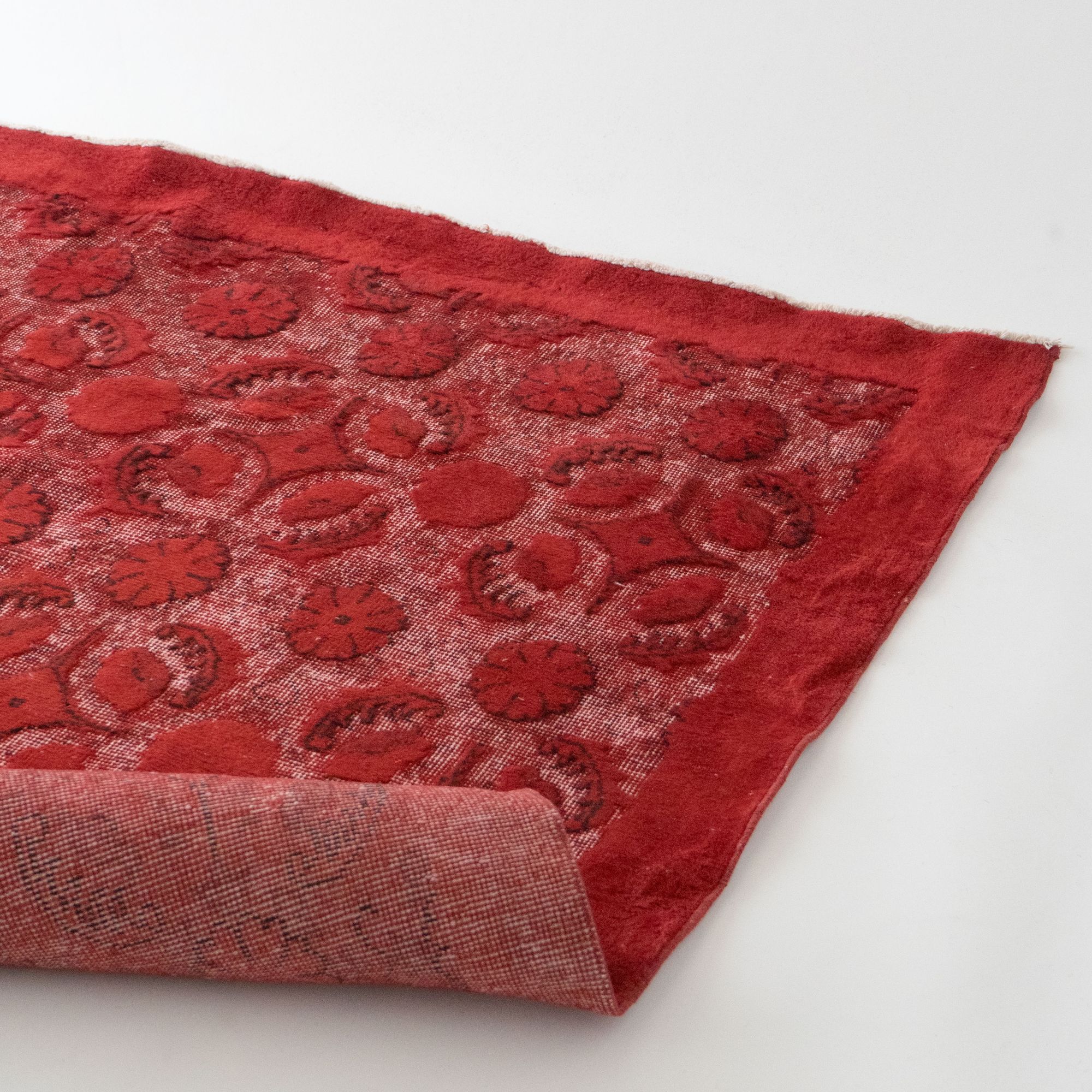 Vintage Rug Red - minä perhonen