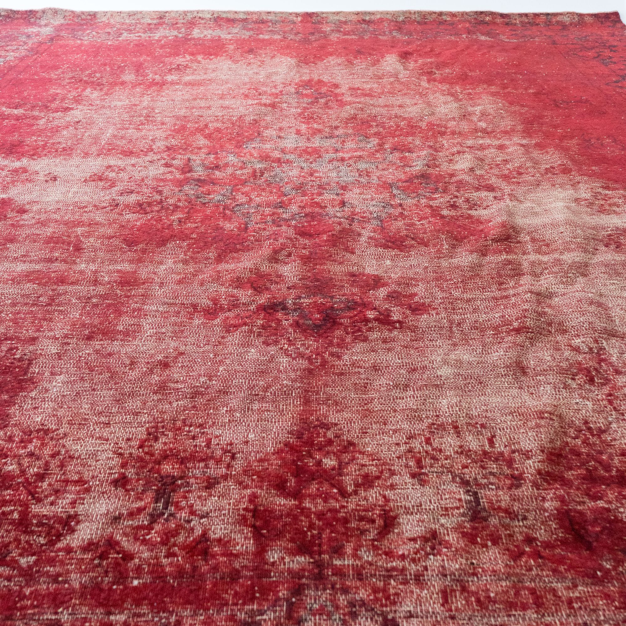Vintage Rug Dark Red - minä perhonen