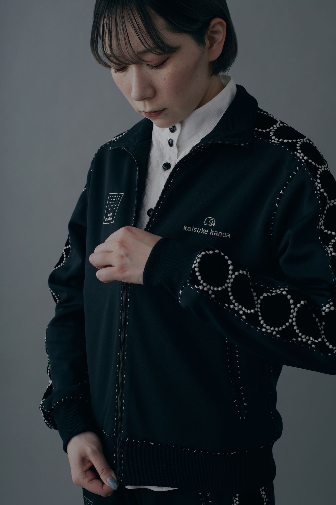 手縫いのジャージ トップス - minä perhonen