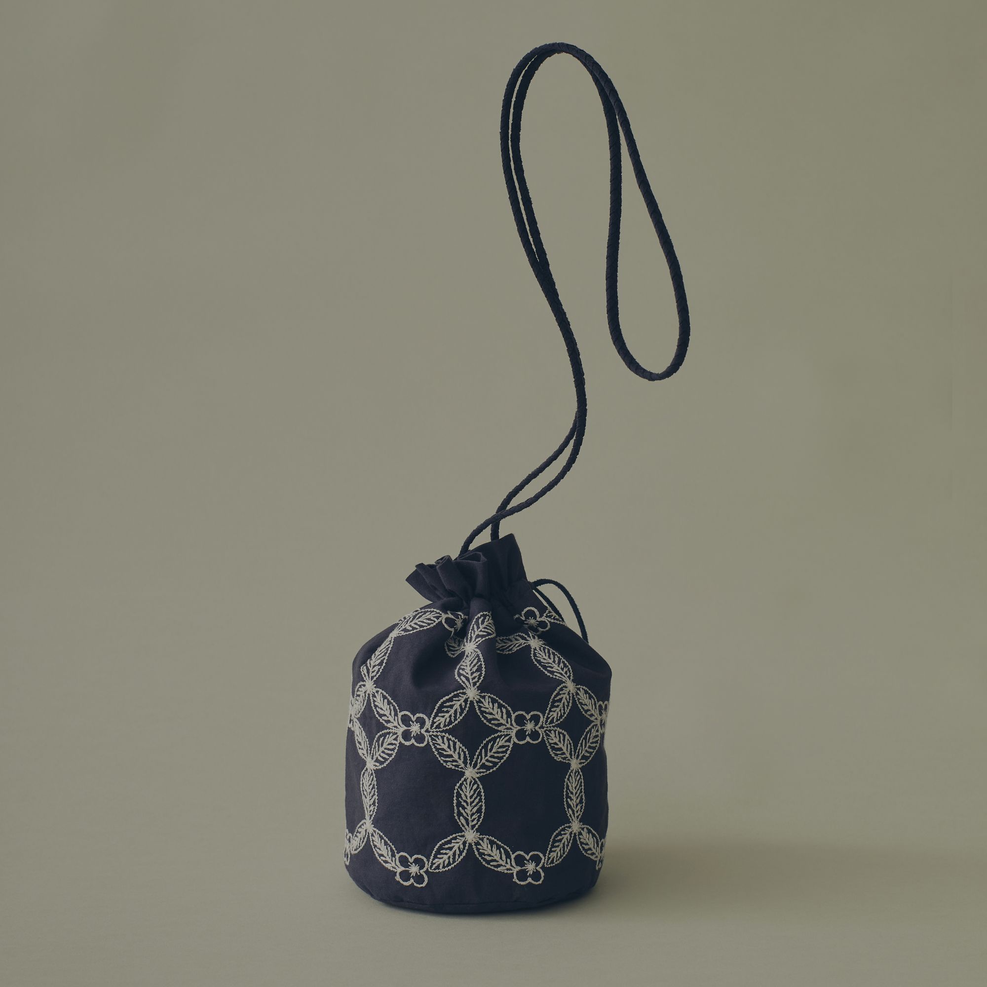 hanaha ポシェット - minä perhonen