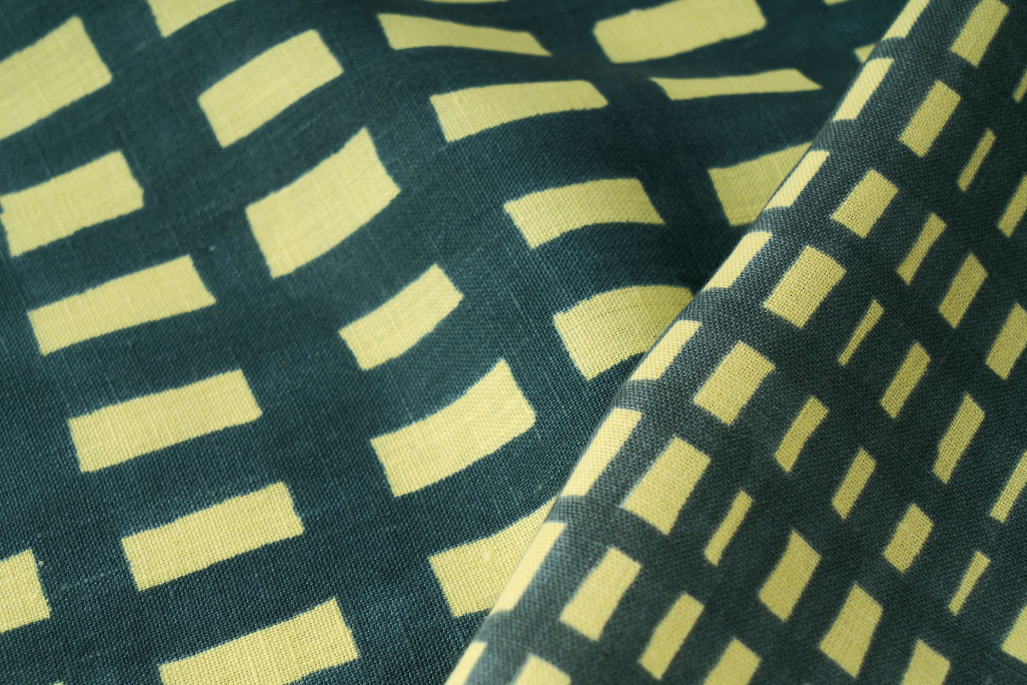 sora check ファブリック 柄 small - minä perhonen