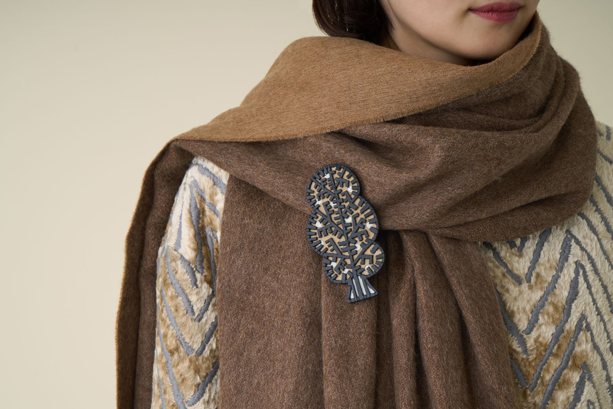 stole & brooch set - minä perhonen