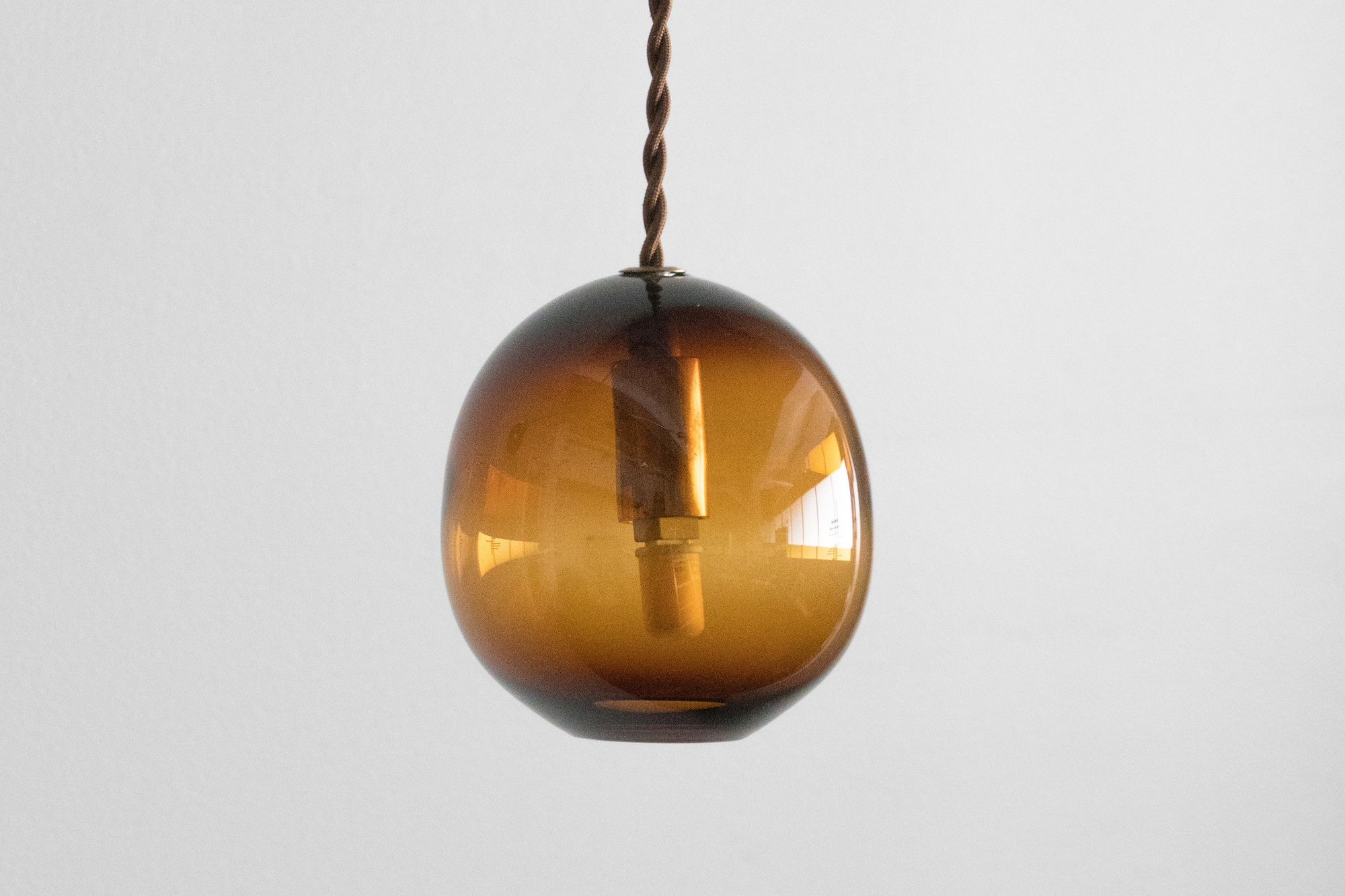 Sculptural Light No. 62 - minä perhonen