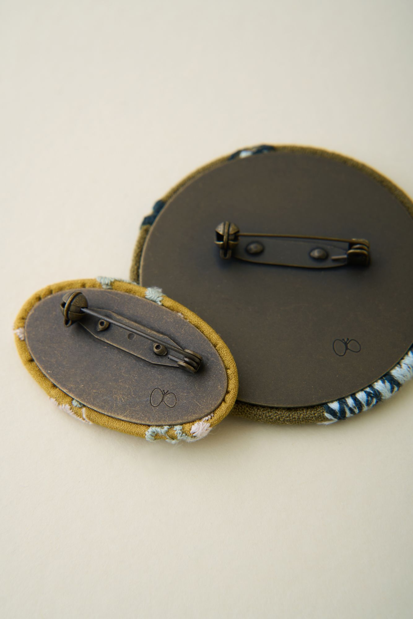 thank you very badge set - minä perhonen