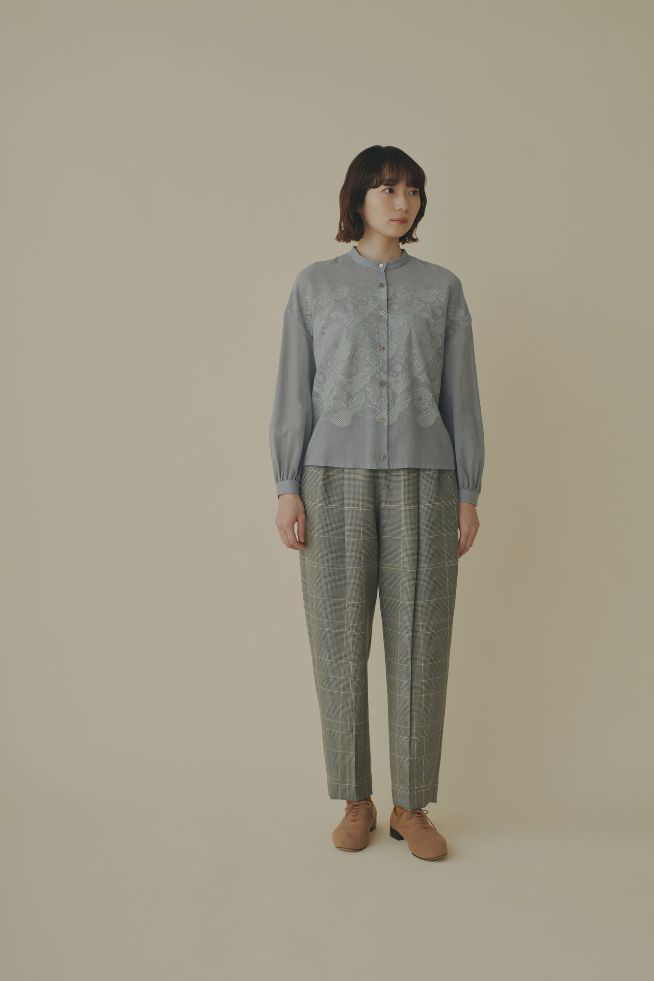 mini perhonen グレー サルエルパンツ mini perhonen グレー サルエル