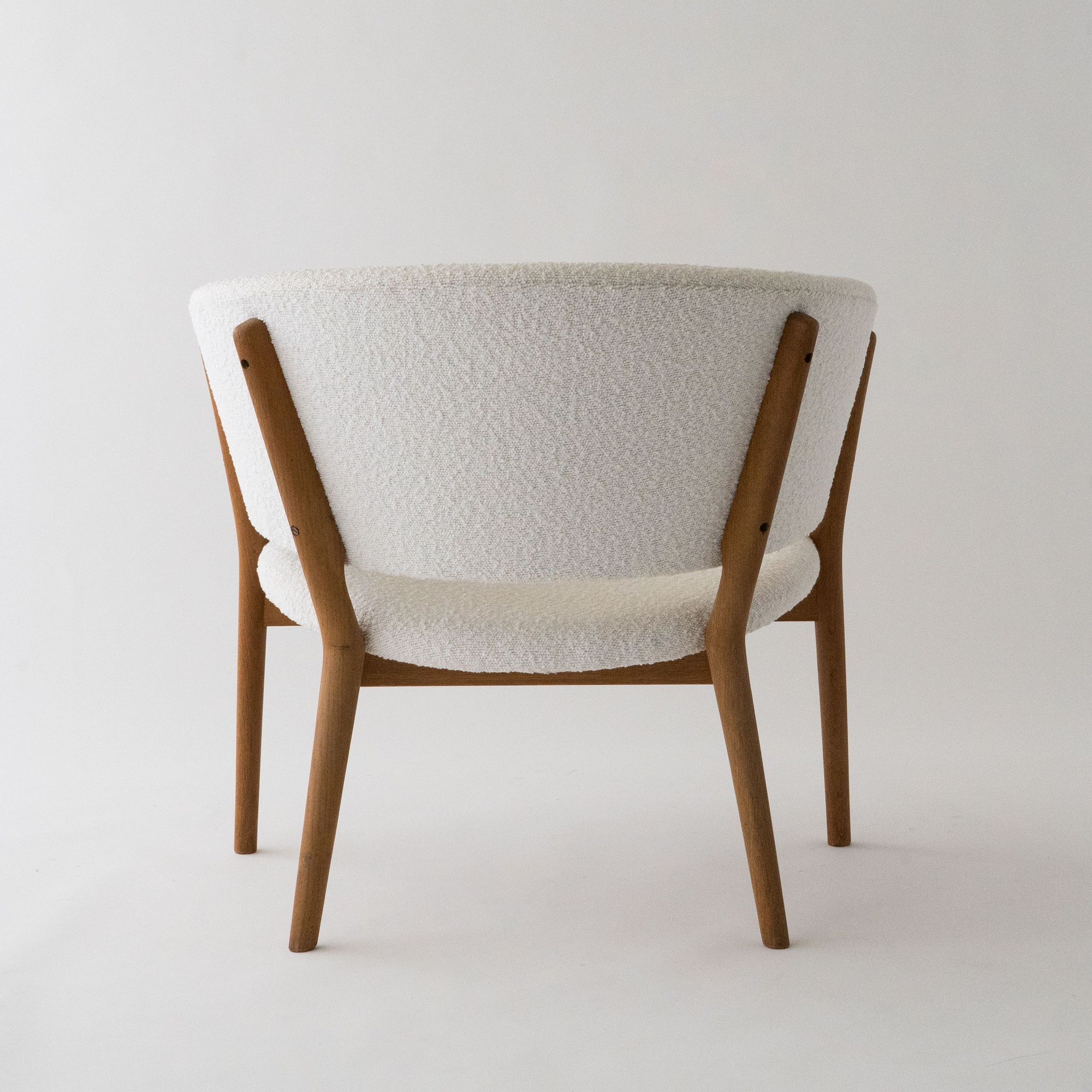 ND83 Lounge Chair - minä perhonen