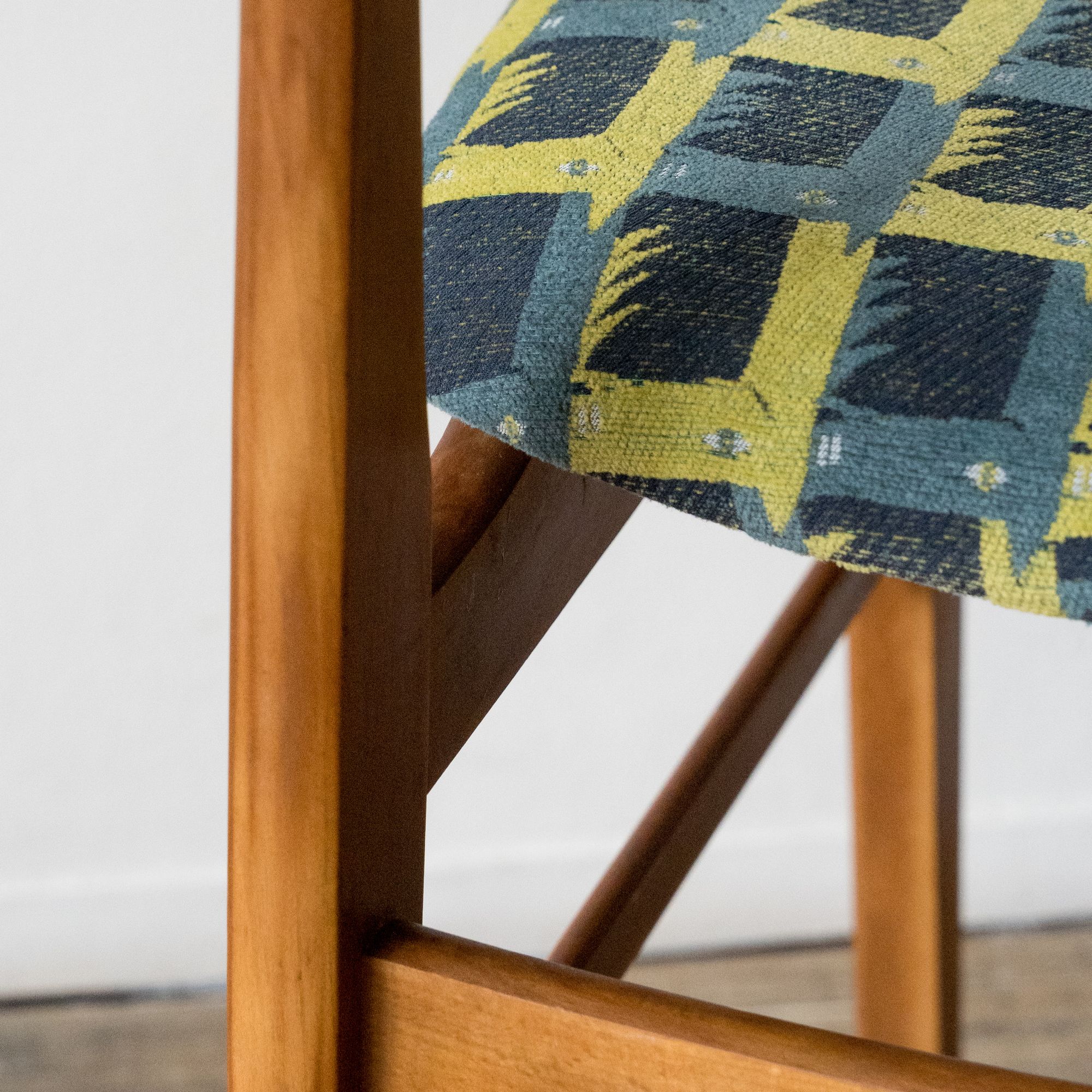 thoroughbred Dining Chair - minä perhonen