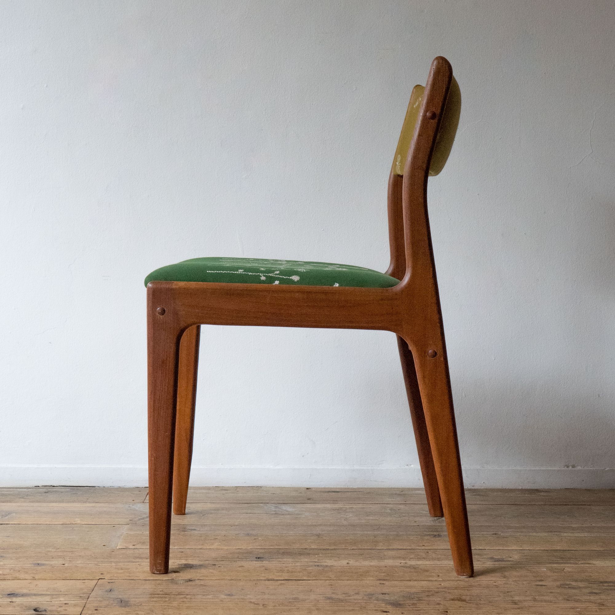 choucho / noppara Dining Chair - minä perhonen