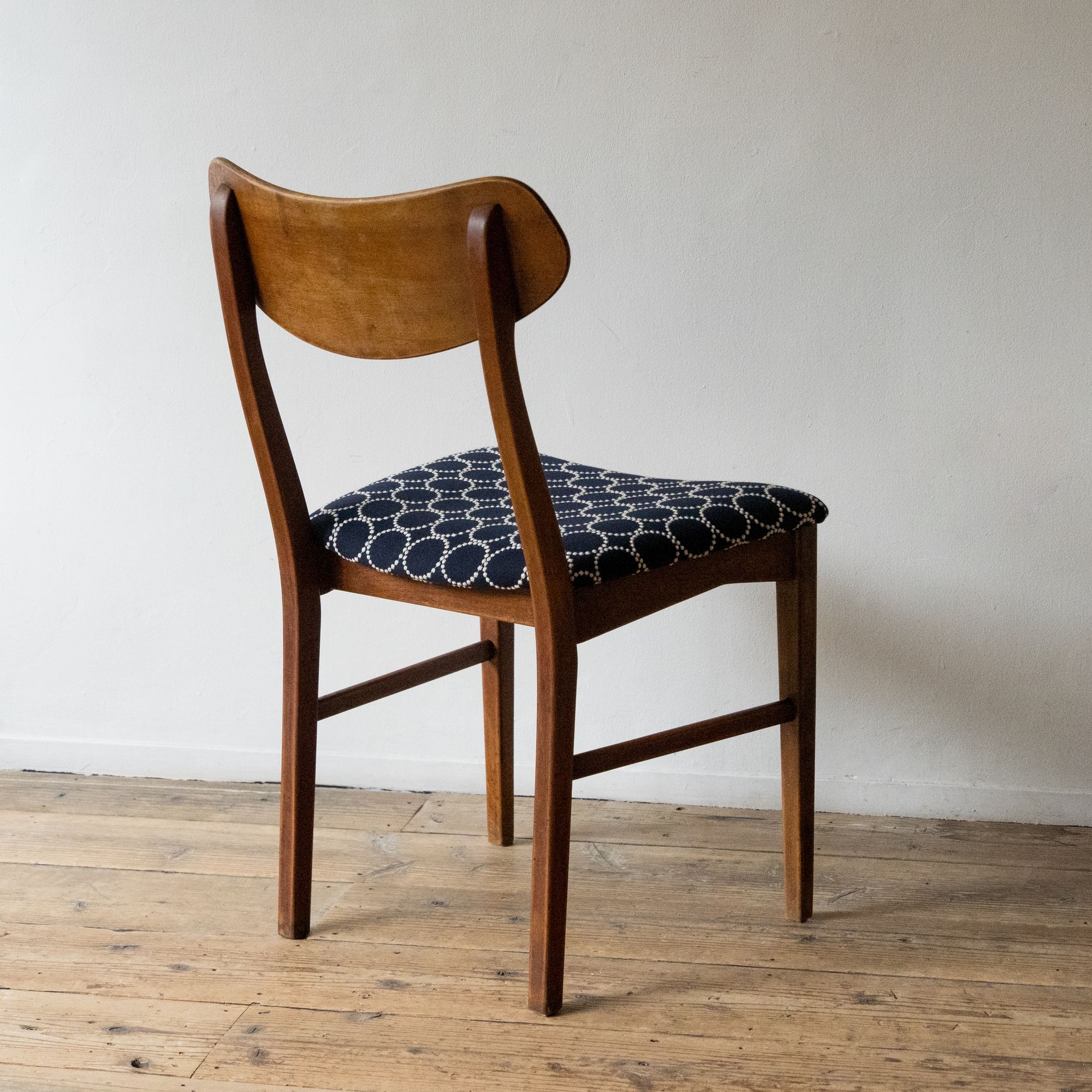 tambourine Dining Chair - minä perhonen