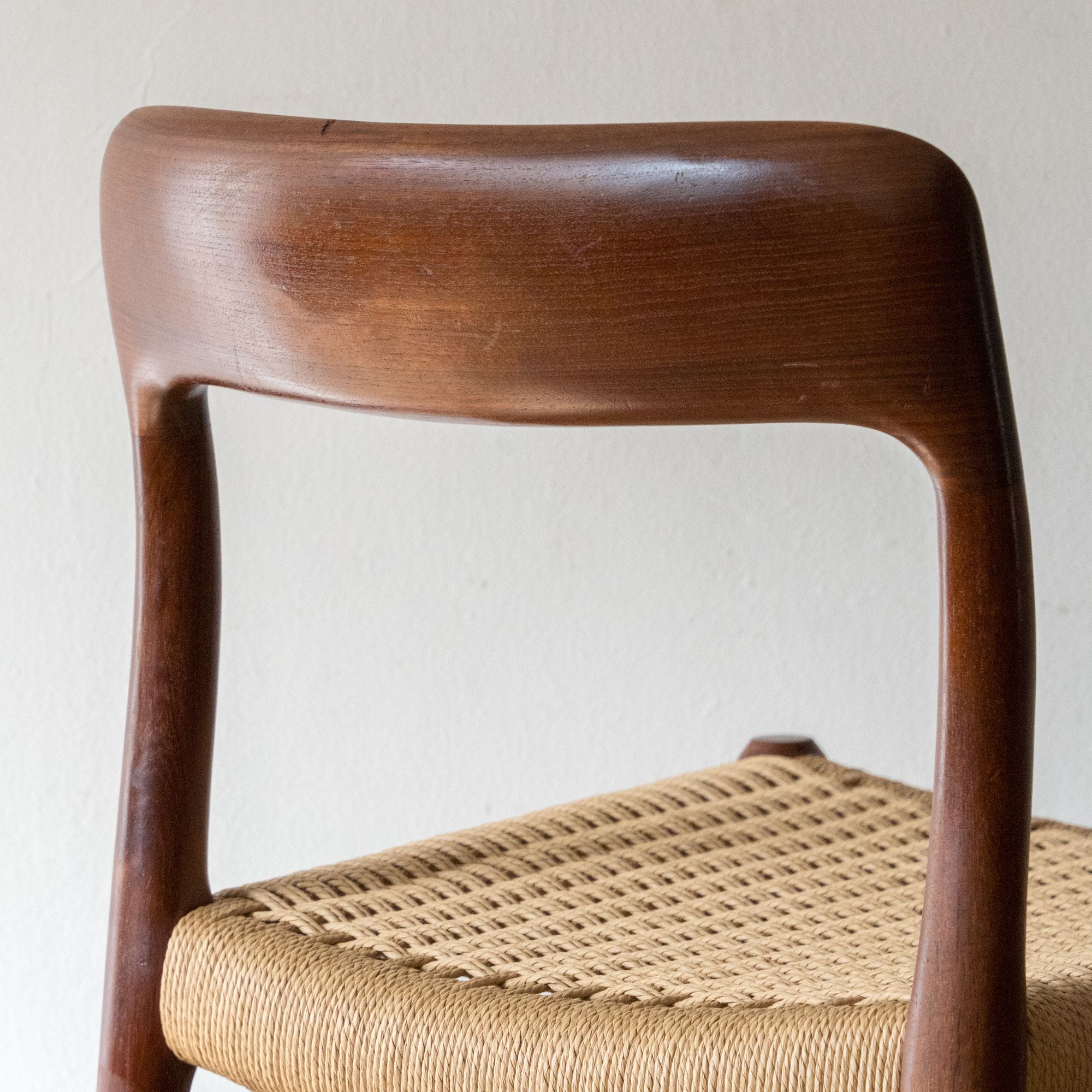 J. L. Møller model 75 Chair - minä perhonen