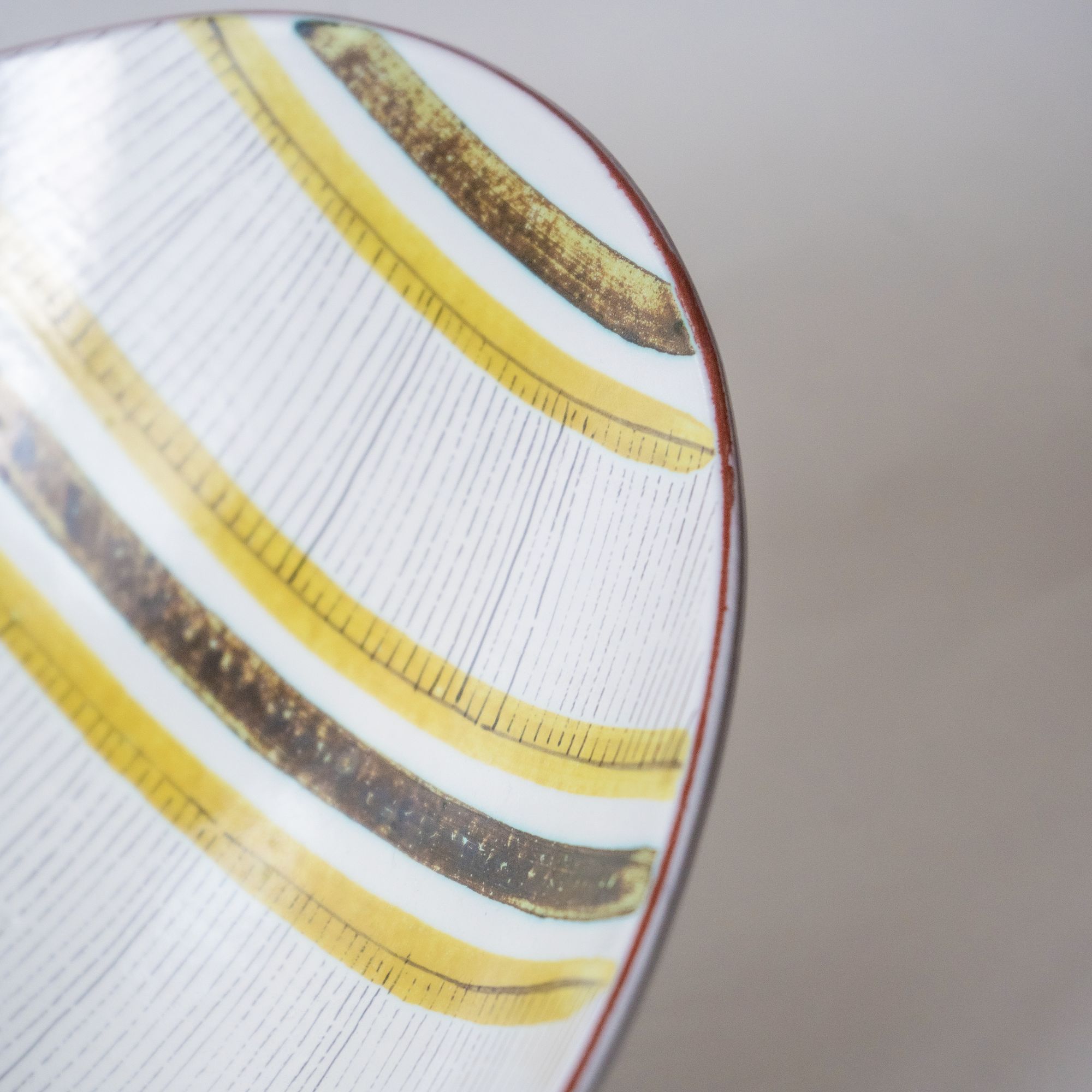 Faience Bowl - minä perhonen