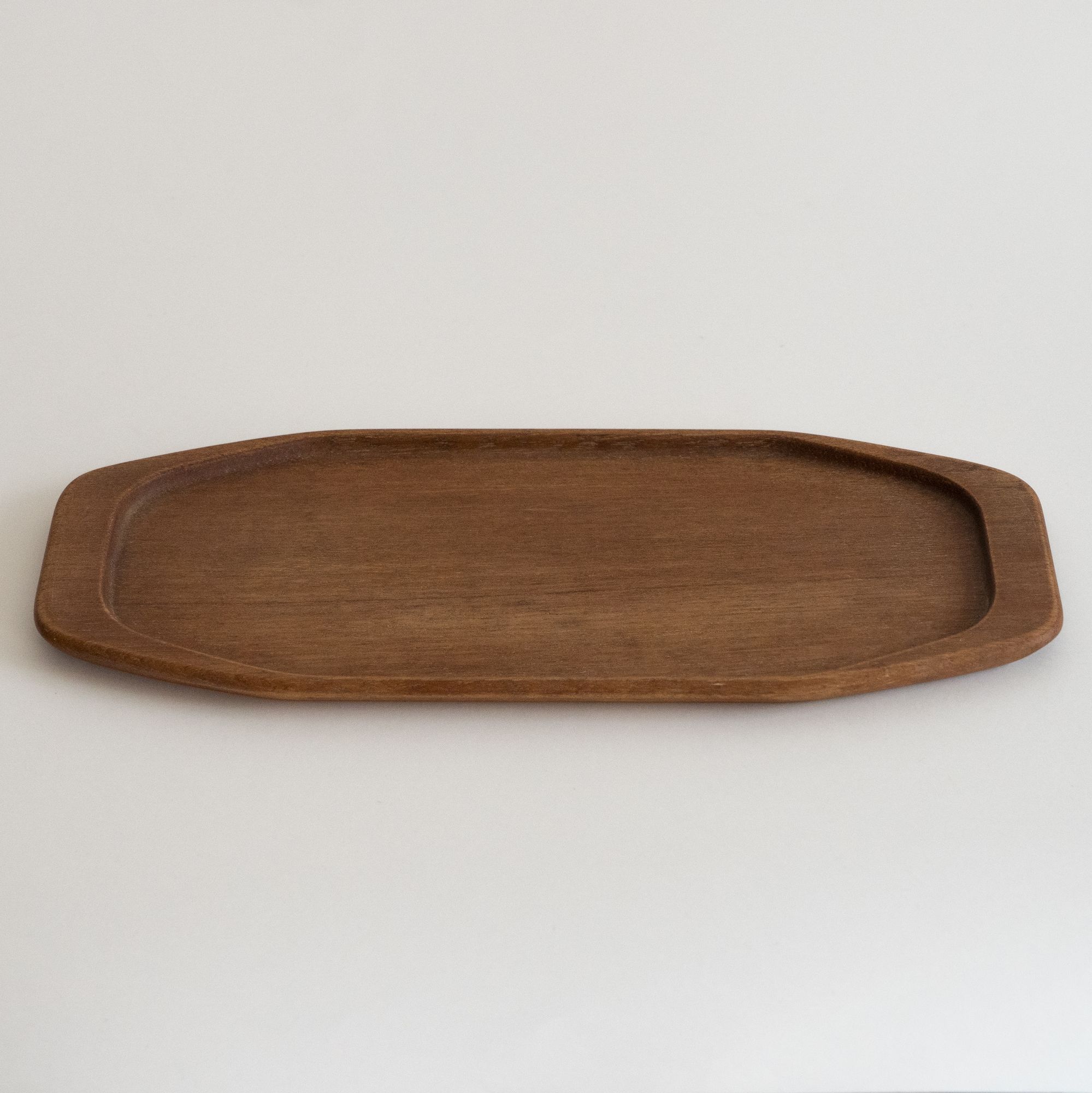 Tray 37cm - minä perhonen
