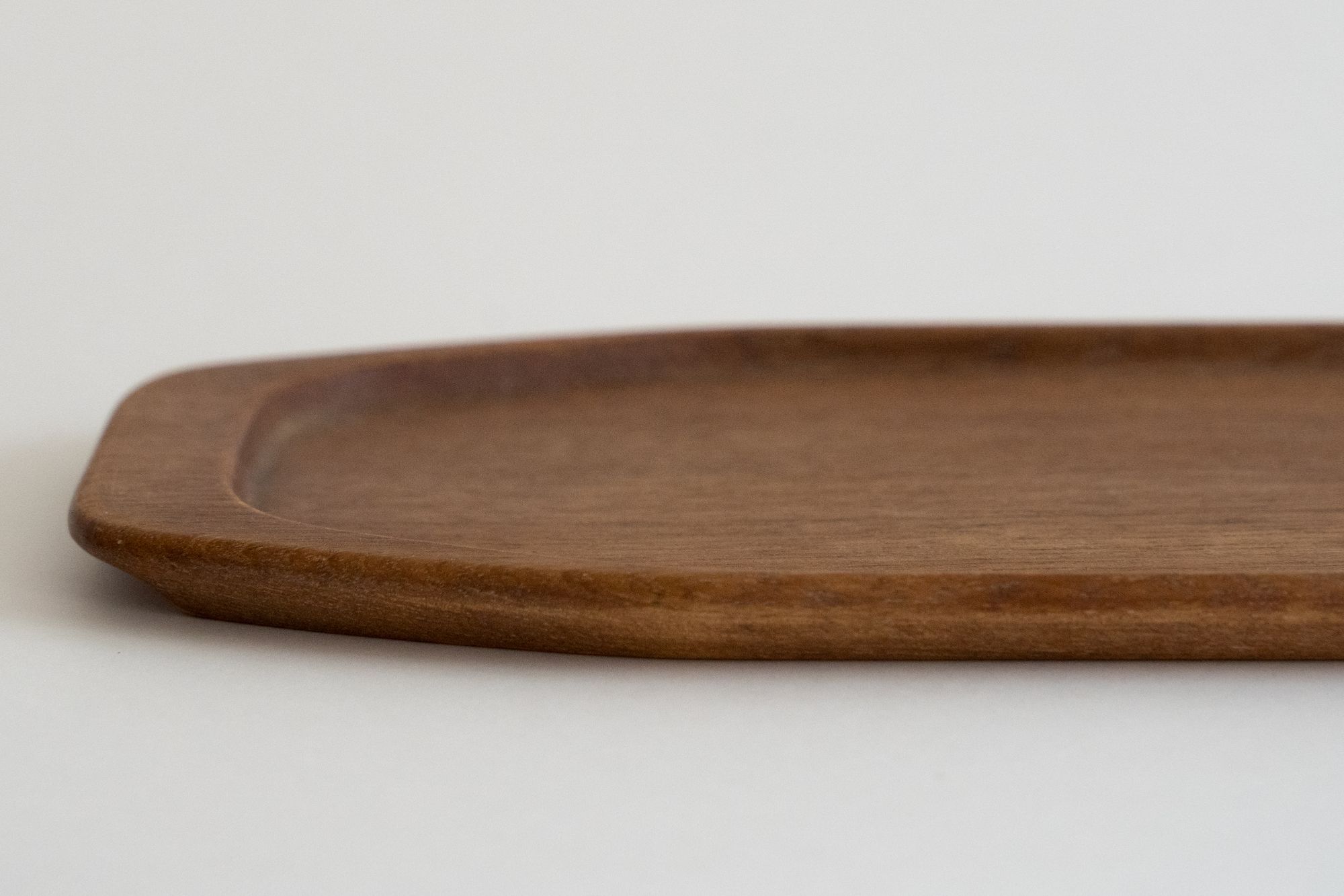 Tray 37cm - minä perhonen