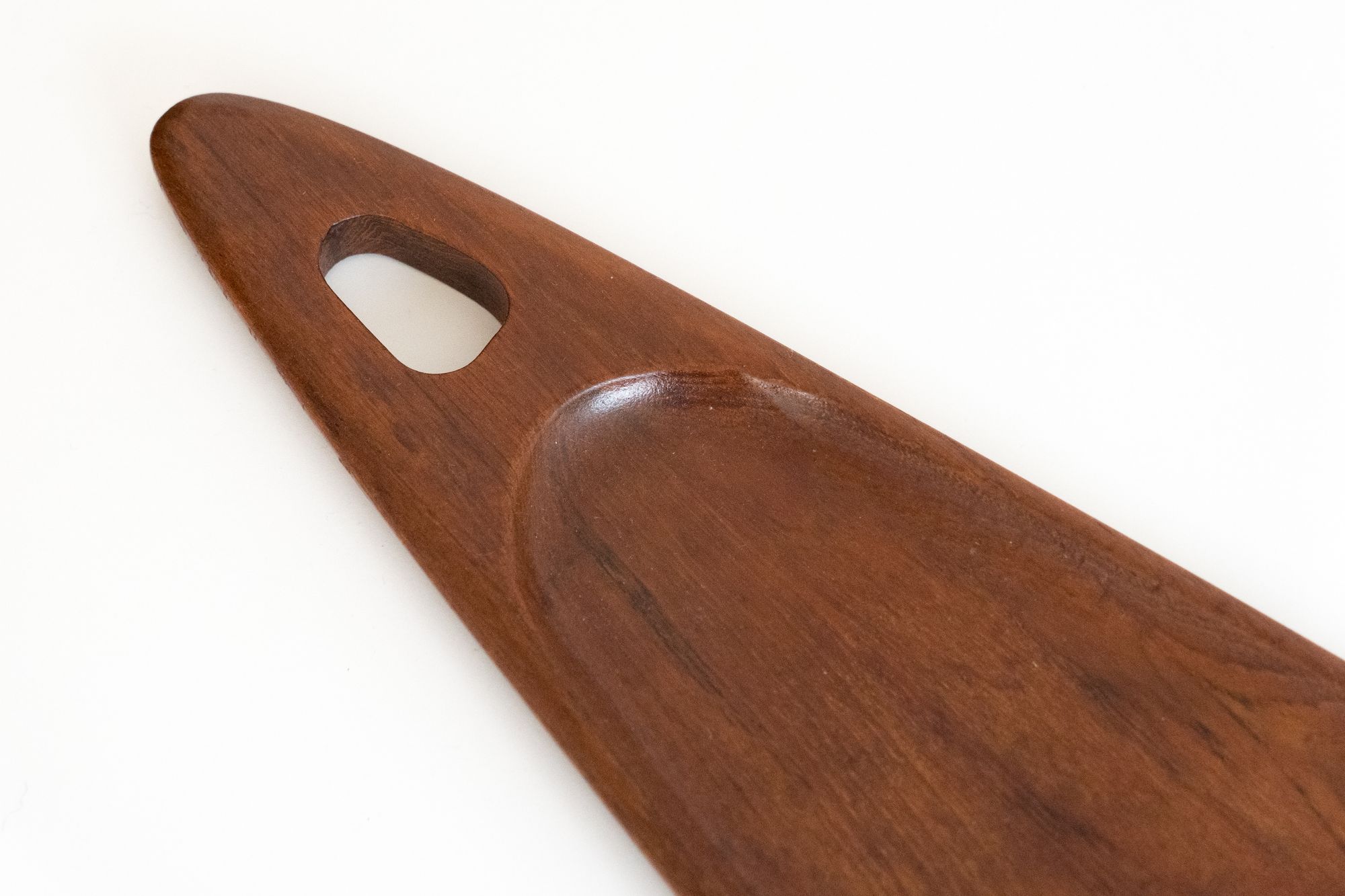 Tray 54cm - minä perhonen