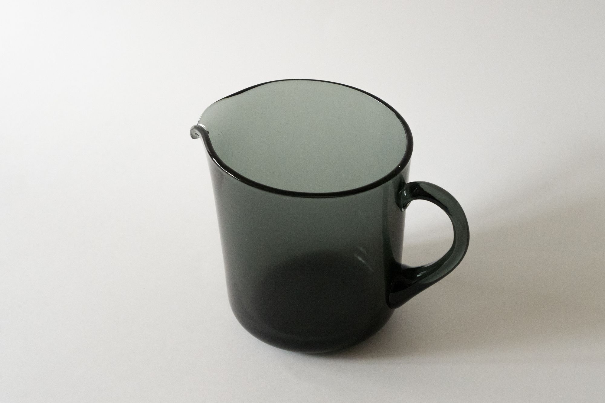5601 Pitcher - minä perhonen