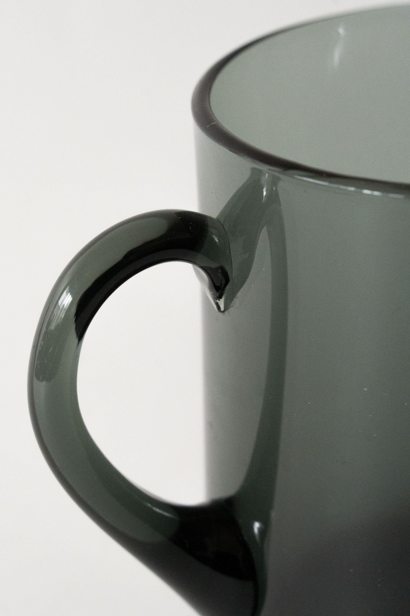 5601 Pitcher - minä perhonen