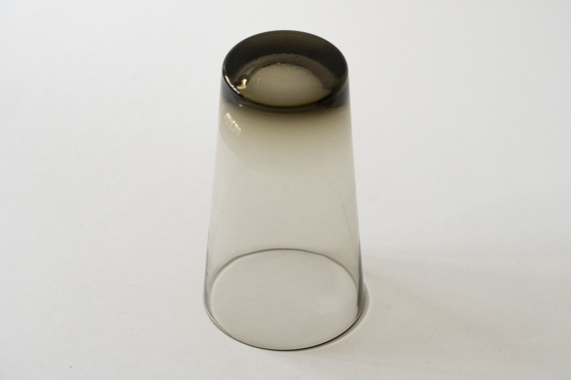 Vase / Tumbler - minä perhonen