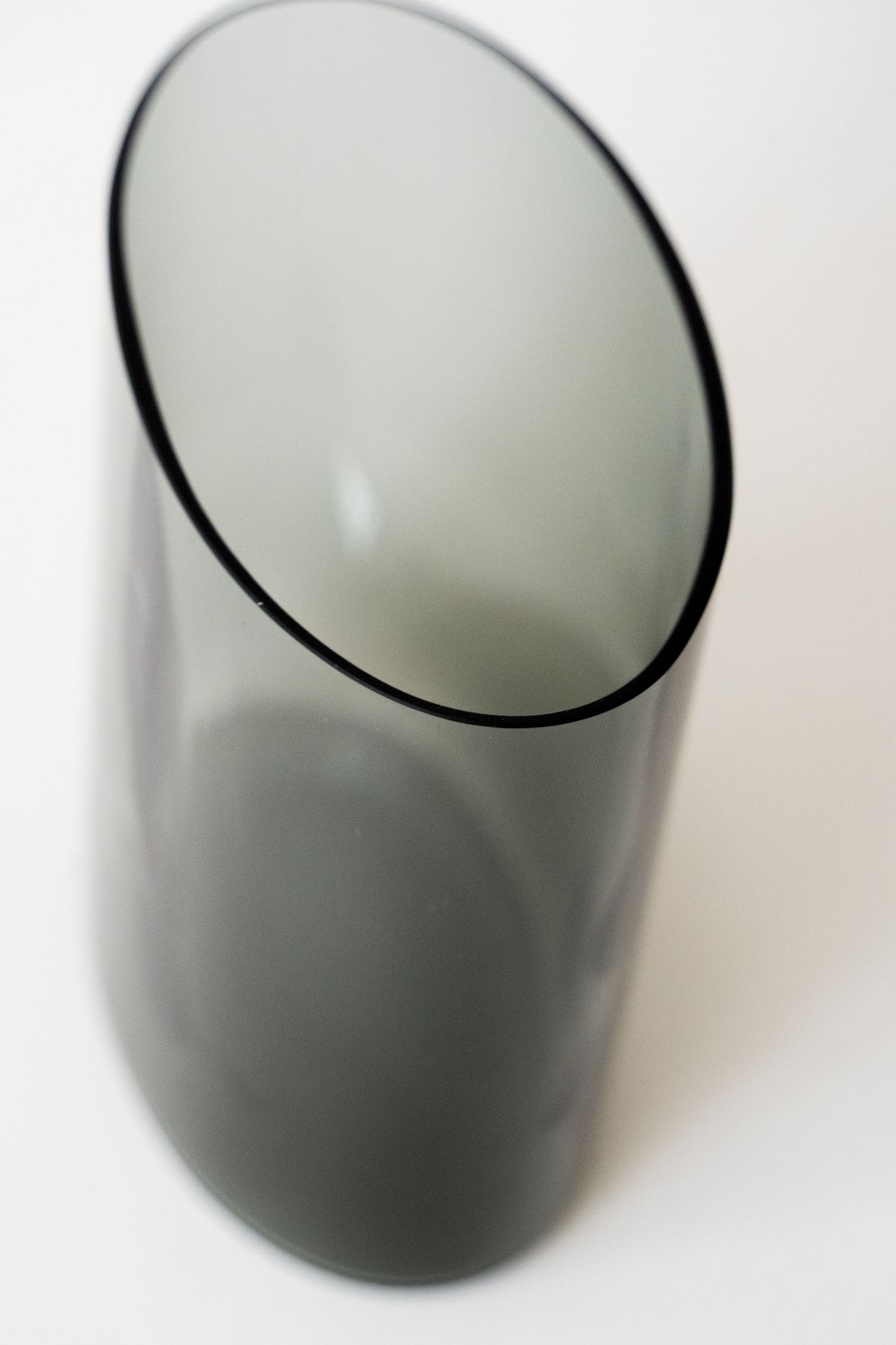 SH142 Vase - minä perhonen