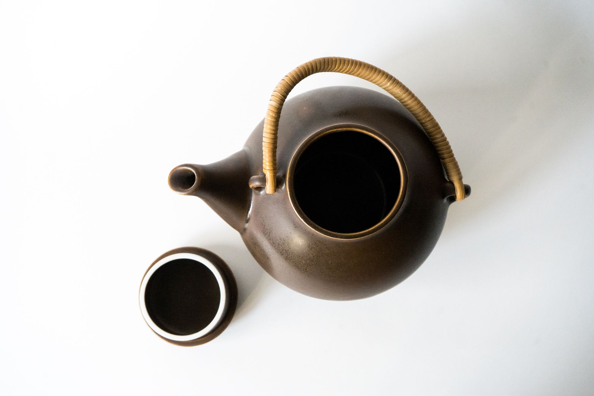 ARABIA GA3 Teapot - minä perhonen