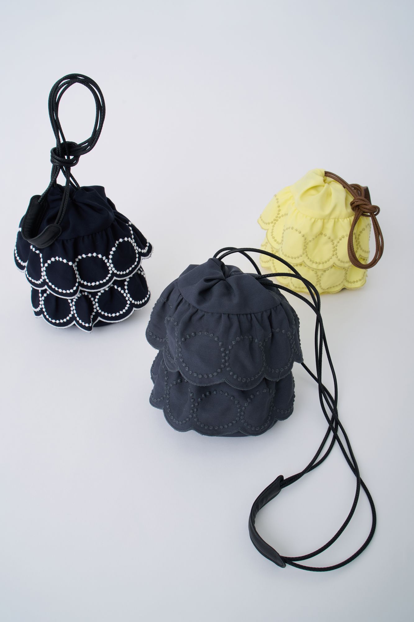 tambourine canelé pochette - minä perhonen
