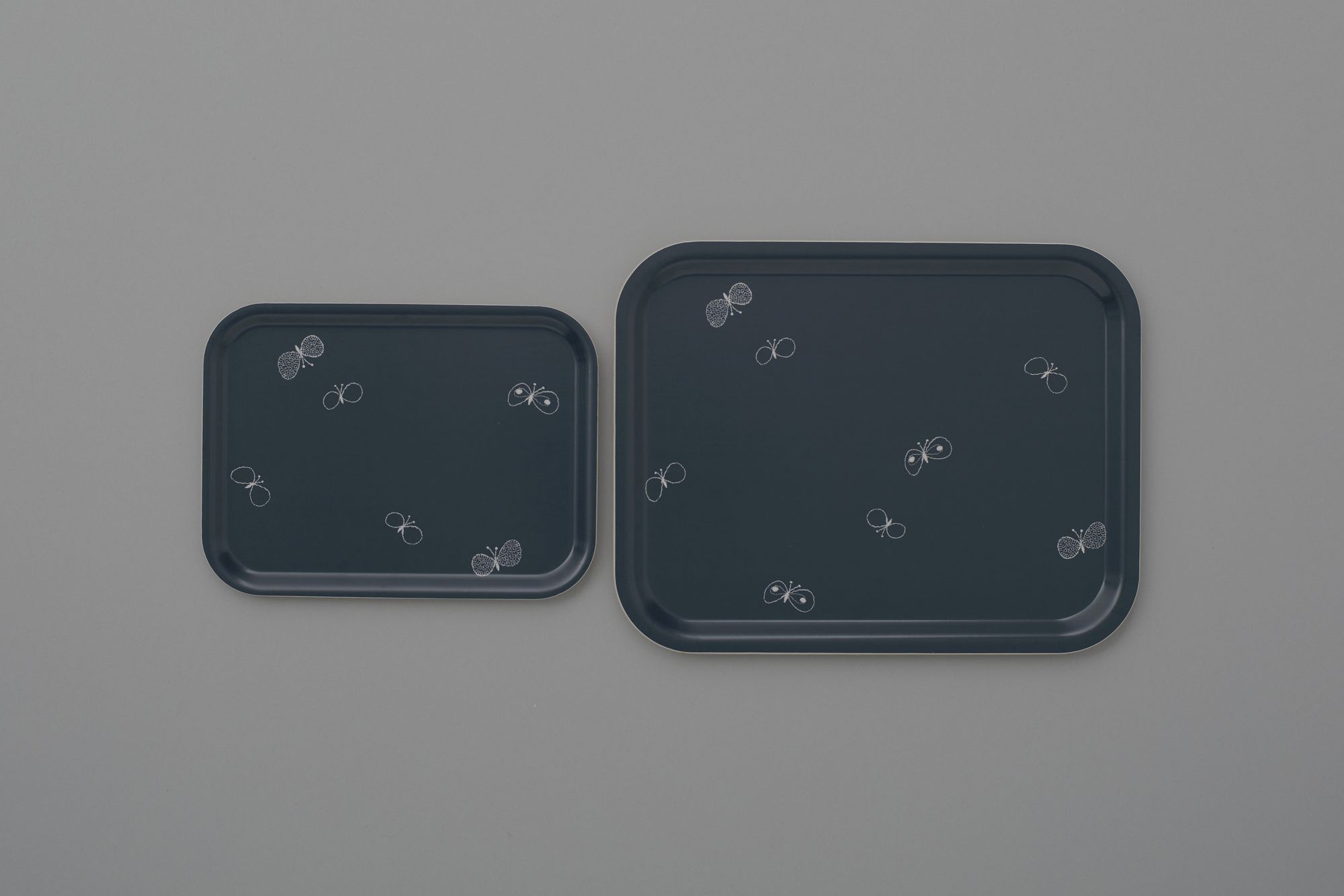 トレイ - minä perhonen