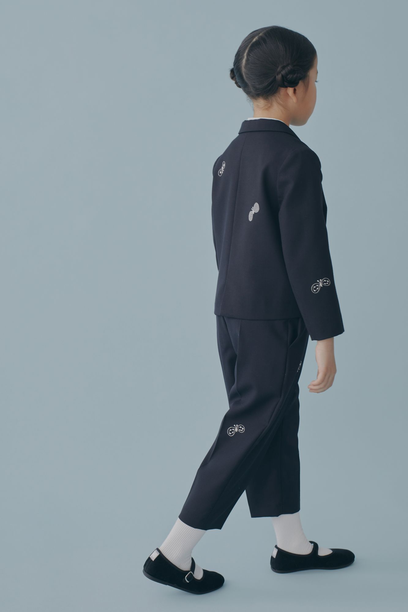 choucho センタープレスパンツ - minä perhonen