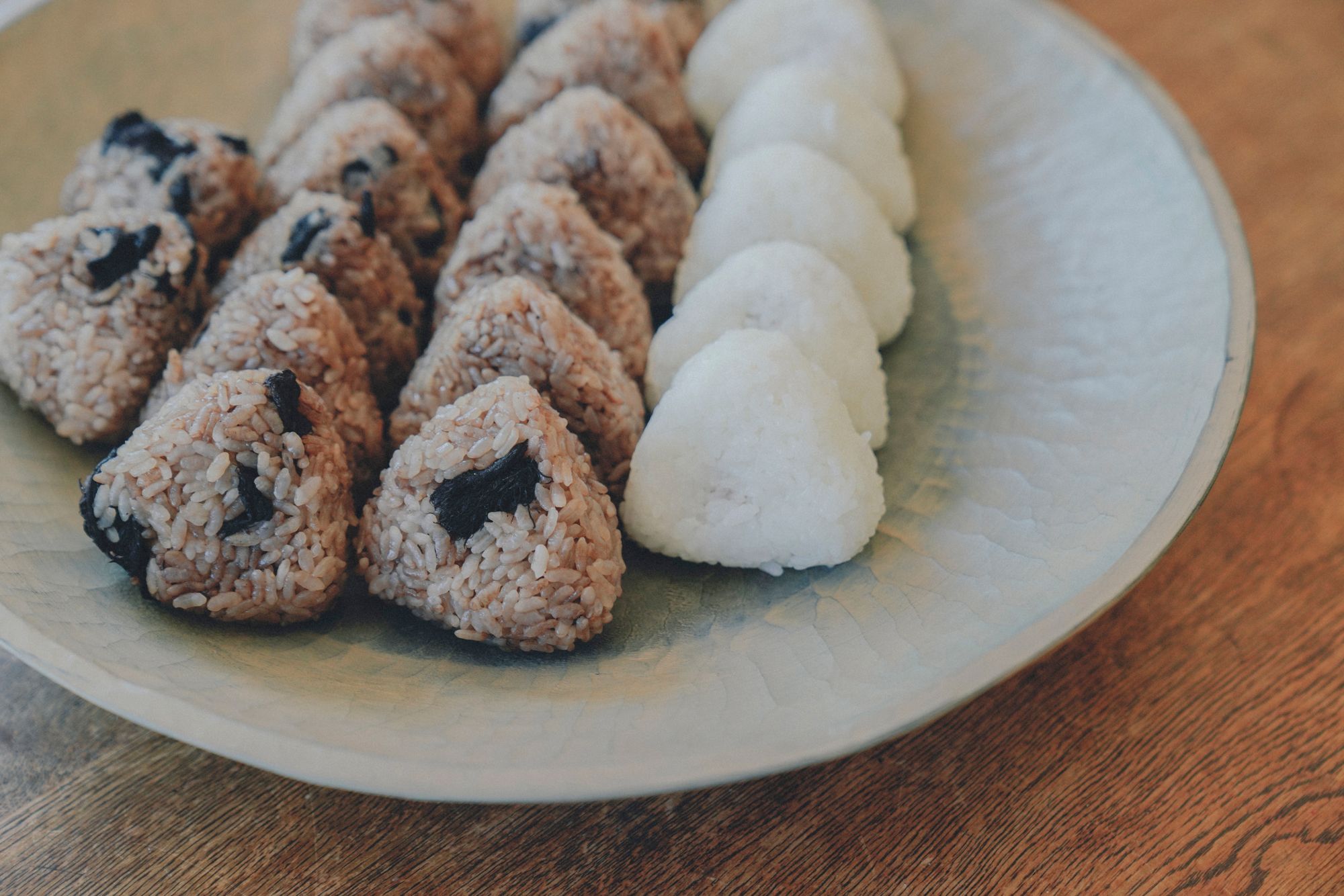 三谷龍二　白漆リムプレート 三谷龍二】 白漆 皿