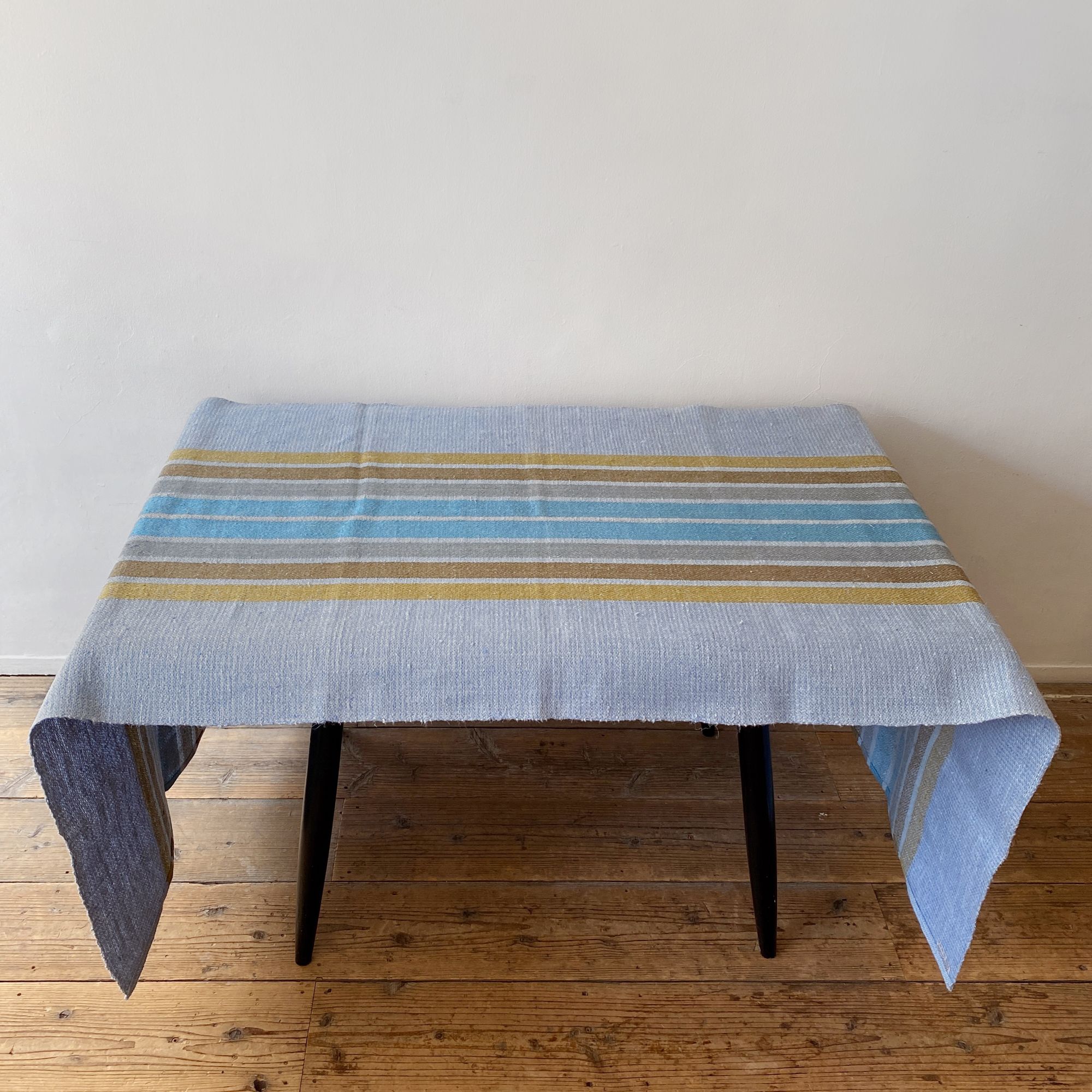 Cloth Kevät Päivä - minä perhonen
