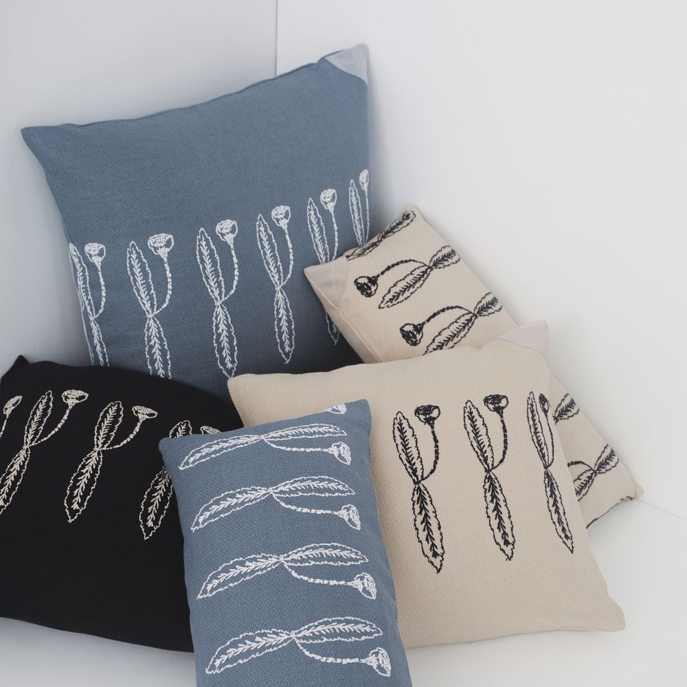 ミナペルホネンハンドメイド☆端切れ合わせのクッションカバー・ヌードクッション付き développé クッションカバー - minä perhonen