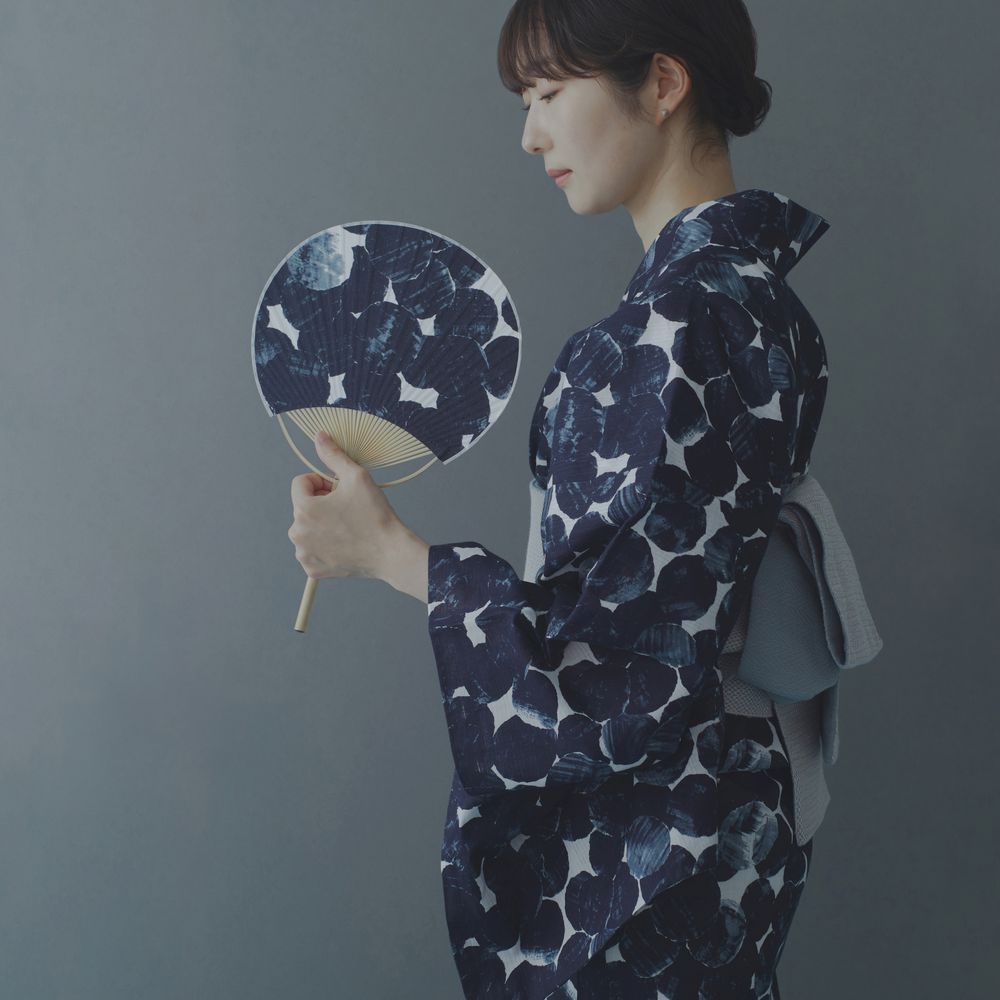 うちわ - minä perhonen