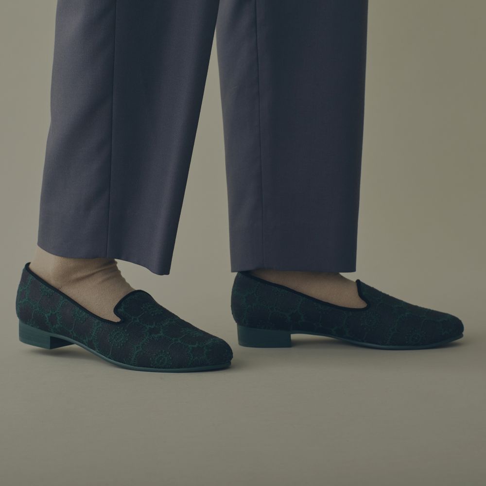 anemone kuu - minä perhonen