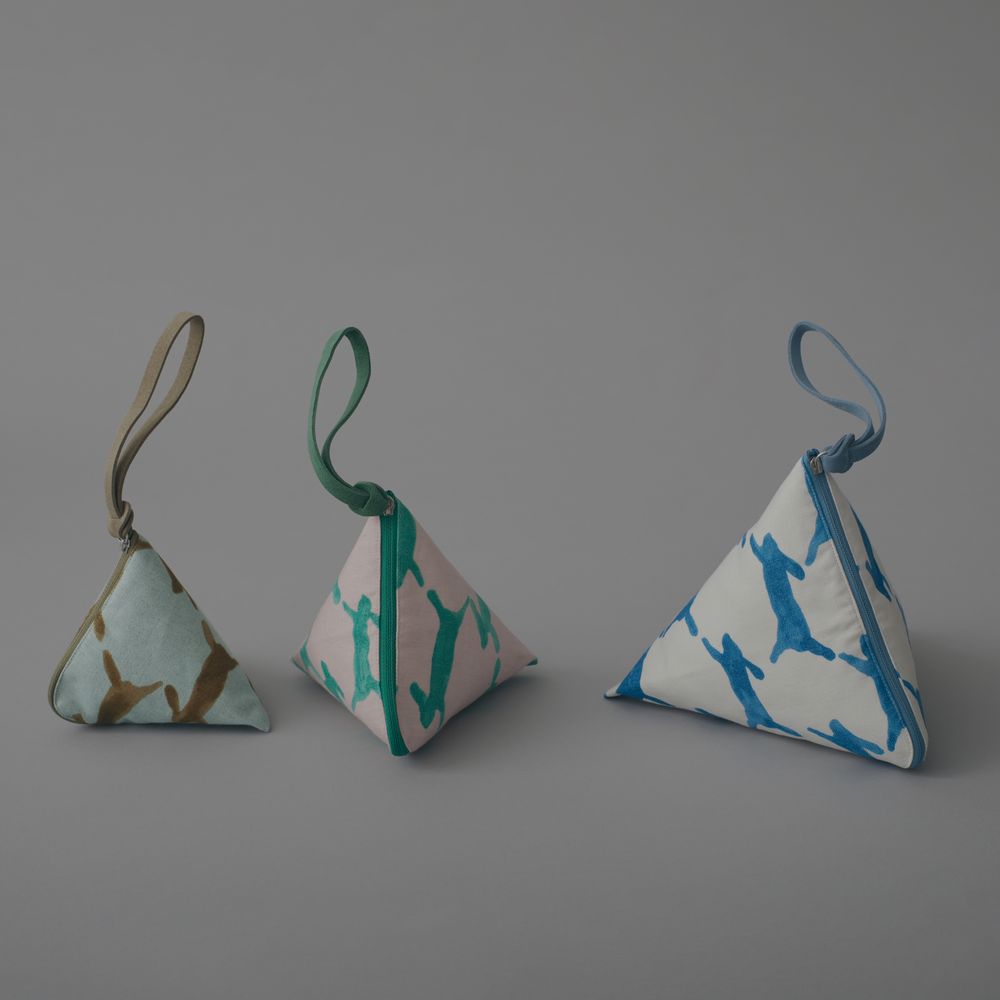 medium_Ejw_Wc_Lpka_CG_Ie2qpsd_