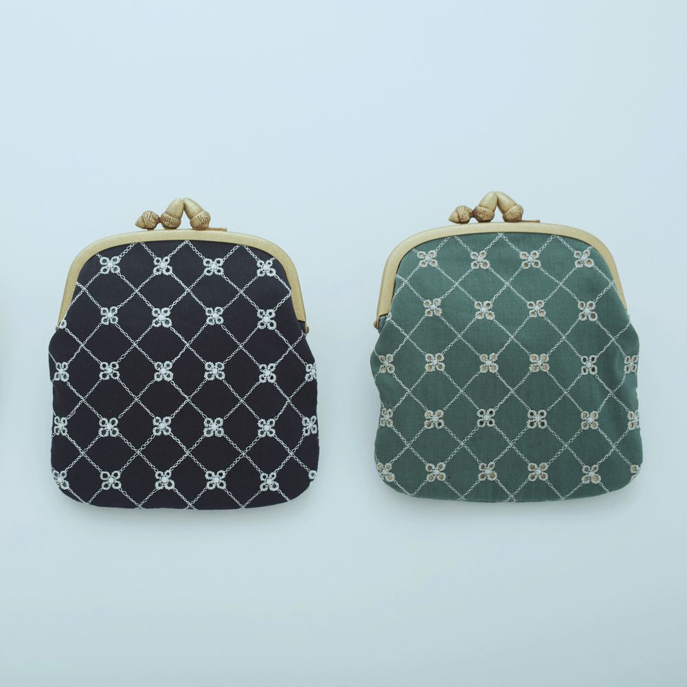 flower beads cuddle purse - minä perhonen