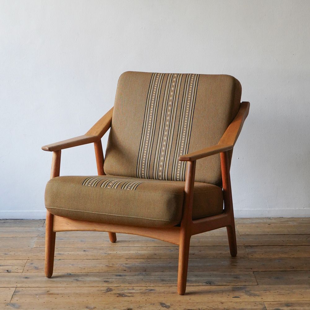 Easy Chair - minä perhonen