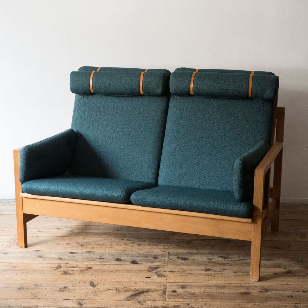 Model 2252 2 Seater Sofa - minä perhonen