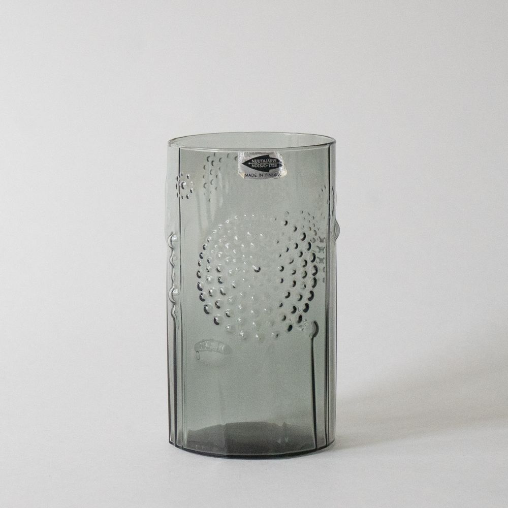 Flora Glass - minä perhonen