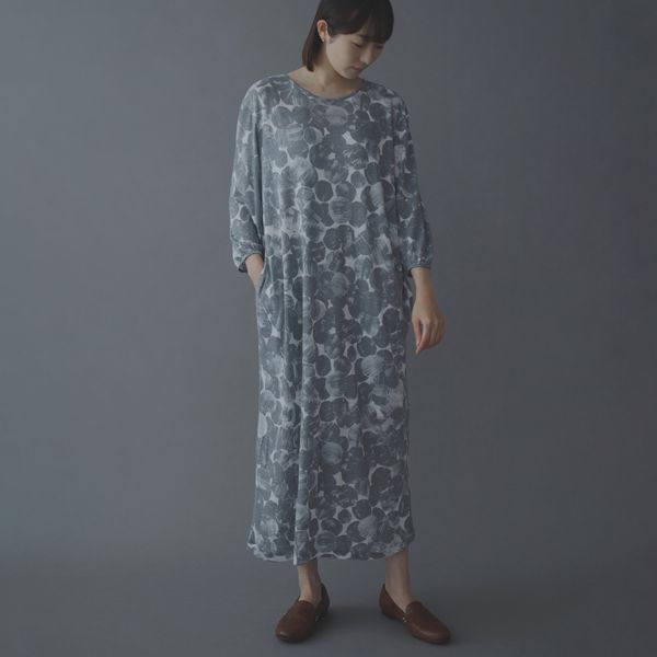 le lacカットソードレス