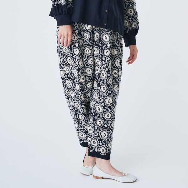 Bottoms - minä perhonen