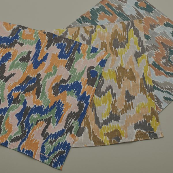 light danceハンカチ