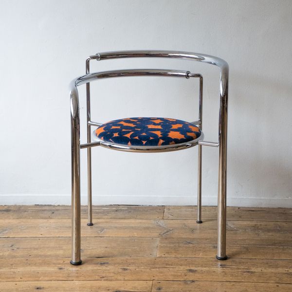 leafDark Horse Pipe Chair