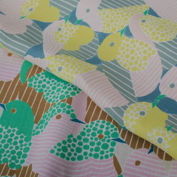 singing merrilyファブリック