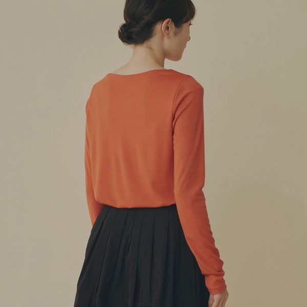 jippiiボートネックカットソー