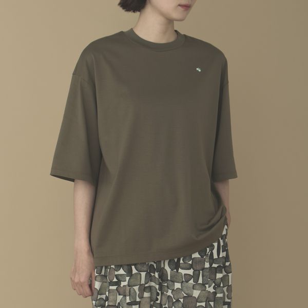 pelataハーフスリーブカットソー