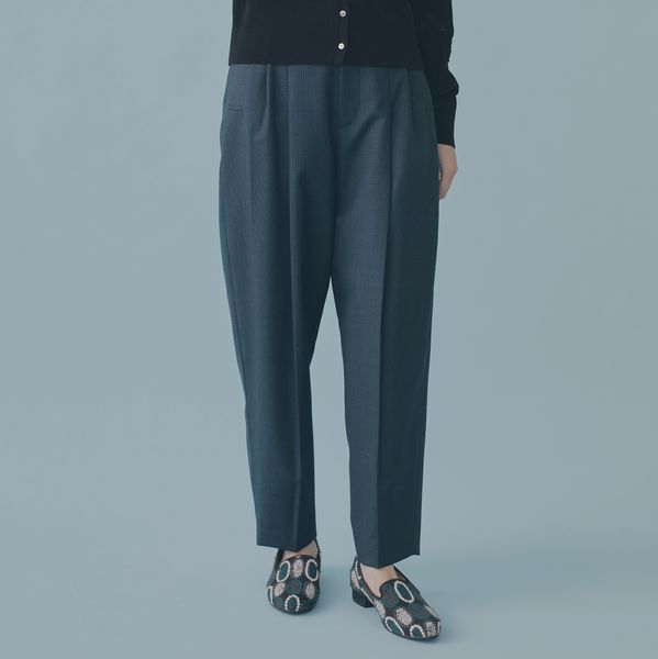 sävyテーパードパンツ