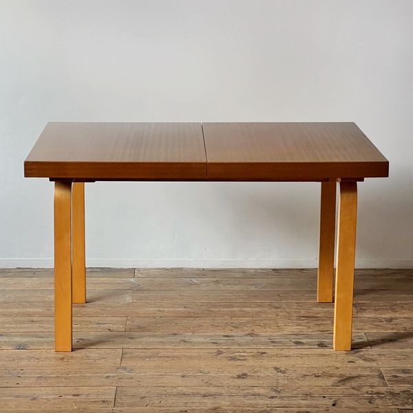 Extendable Table