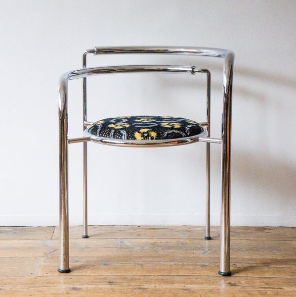 northern flowerDark Horse Pipe Chair