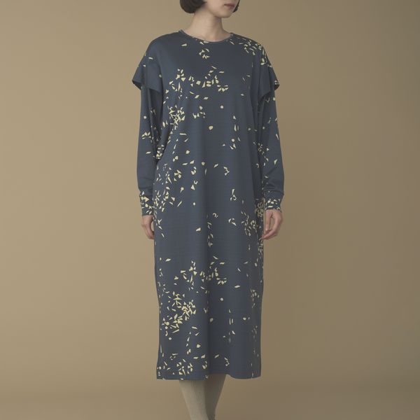 star snowカットソードレス