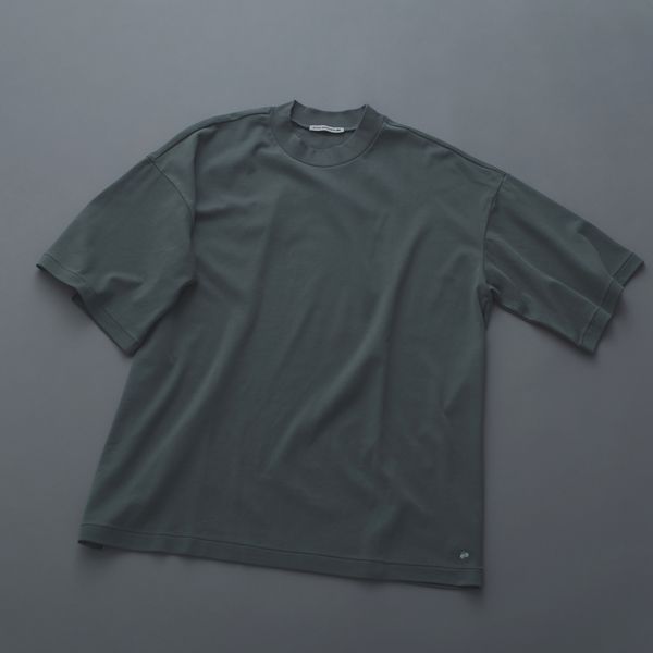 syvä半袖カットソー