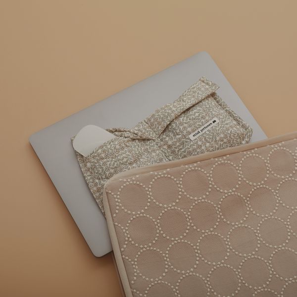 compagno -sleeping rose-