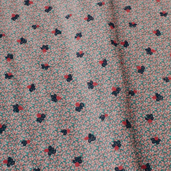 pepper + light berryファブリック